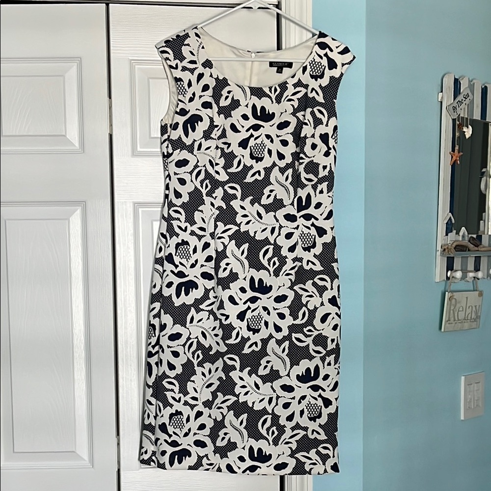 final clearance price ….Sleeveless dress size 10